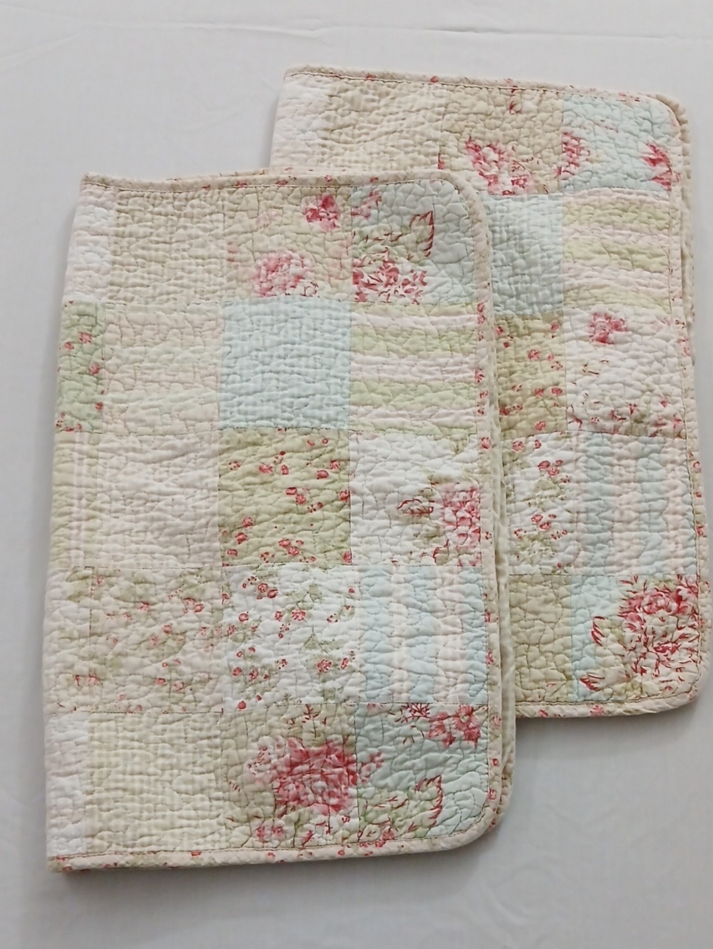 Vintage Quilted Shams - Picture 2 of 9